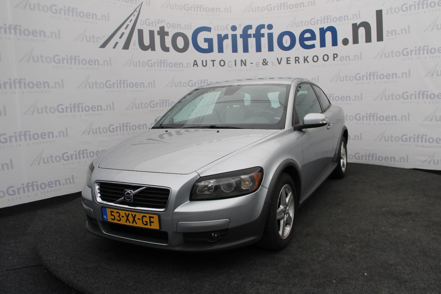 Volvo C30 - 1.8 Momentum keurige hatchback met NAP - AutoWereld.nl