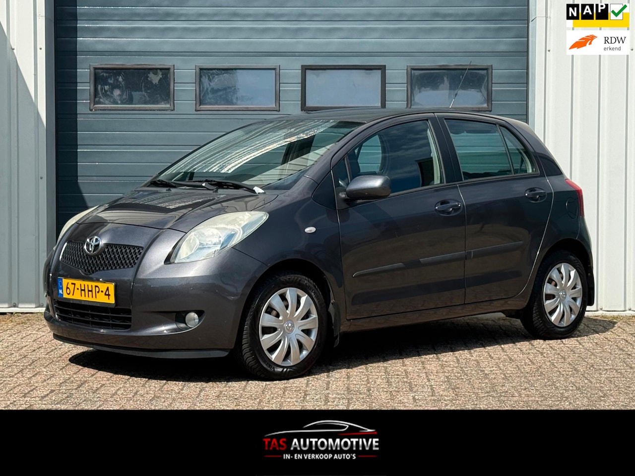 Toyota Yaris - 1.3 VVTi Sol 5-deurs 2e EIG / AIRCO / NAP - AutoWereld.nl