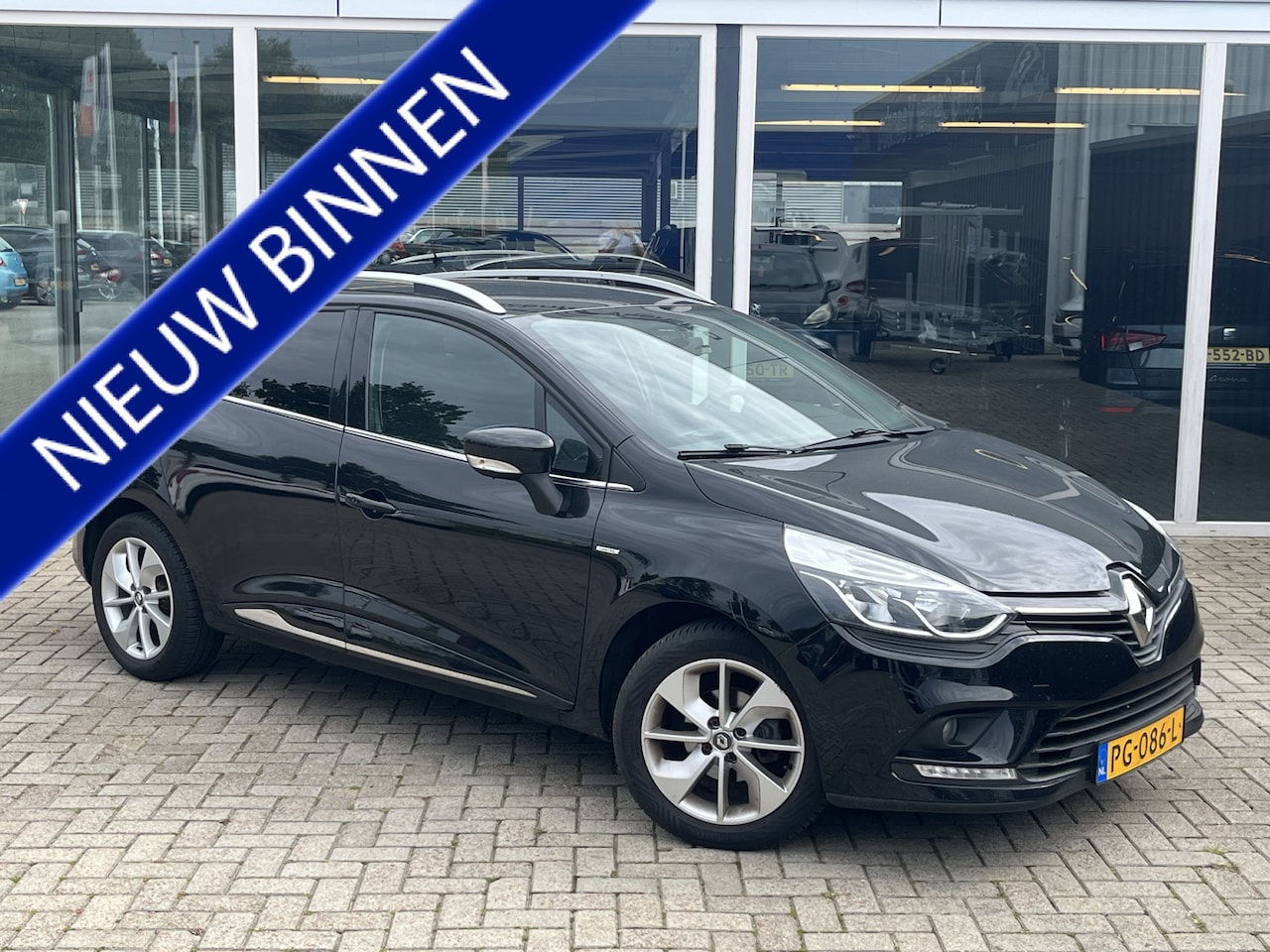 Renault Clio Estate - 0.9 TCe Limited / Cruise / Airco / Elek Ramen / Navi / Bluetooth / NL auto!! - AutoWereld.nl