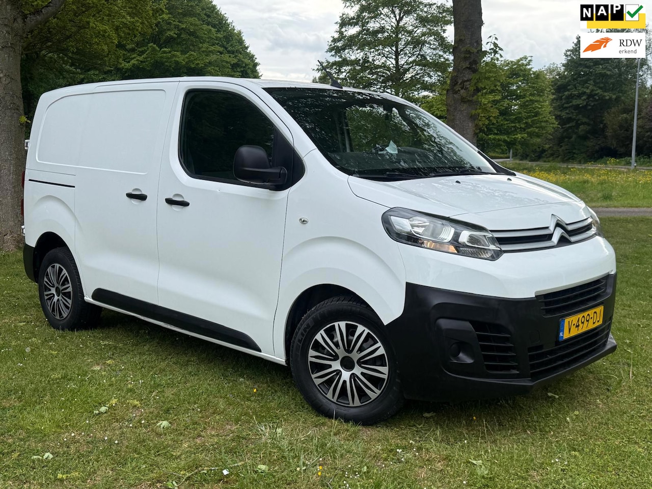 Citroën Jumpy - 2.0 BlueHDI XS S&S 1e Eigenaar | 3.Pers | PDC | Cruise | - AutoWereld.nl