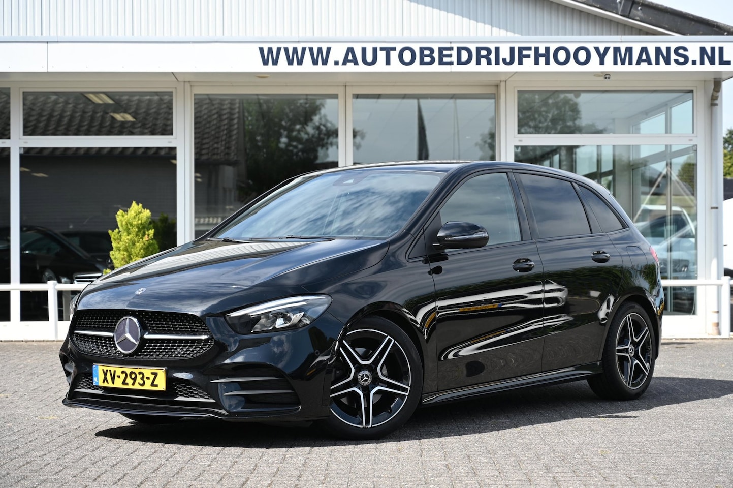 Mercedes-Benz B-klasse - 180 AMG NIGHT CARPLAY STOELVERWARMING - AutoWereld.nl