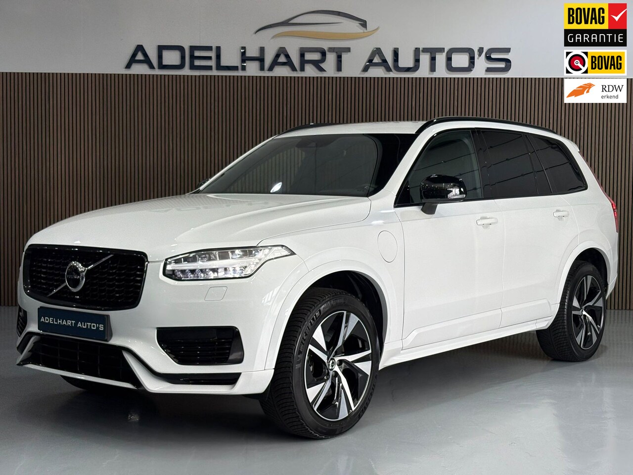 Volvo XC90 - 2.0 T8 Recharge AWD Plus Dark 455 PK / Harman Kardon / Elektrische stoelen Memory / Naviga - AutoWereld.nl