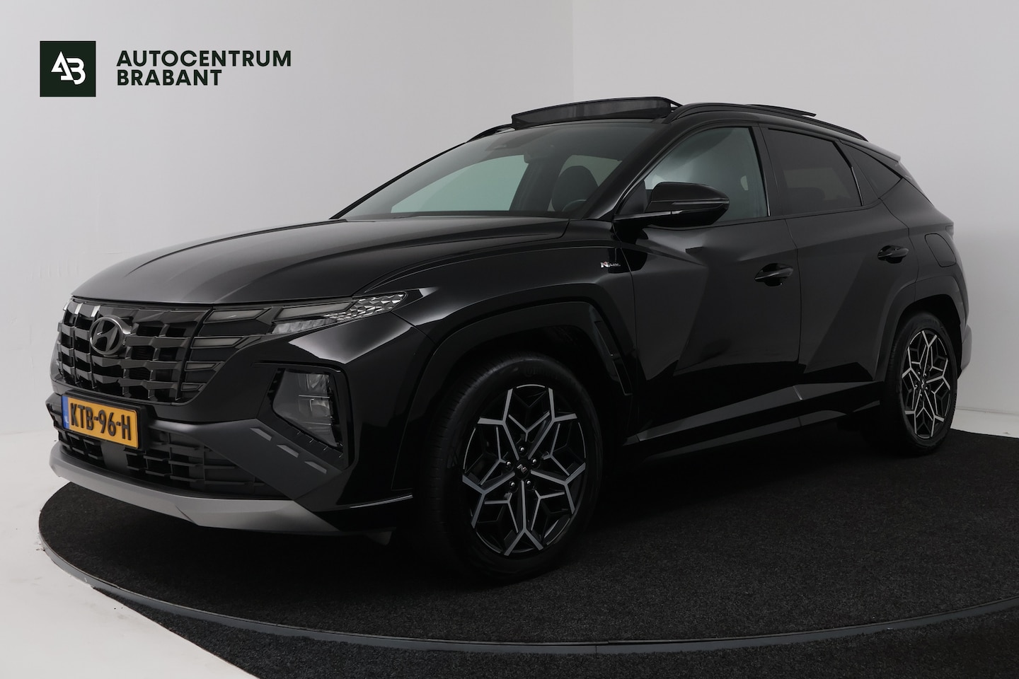 Hyundai Tucson - 1.6 T-GDI PHEV Premium Sky 4WD N-Line, (PANORAMADAK, TREKHAAK AFNEEMBAAR, STOEL-/STUUVERWA - AutoWereld.nl