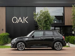 MINI 5-Deurs - 2.0 Cooper S | JCW-Trim | Navigatie | Half Leder | 5-Deurs | PDC | 18"LM | Midnight Black