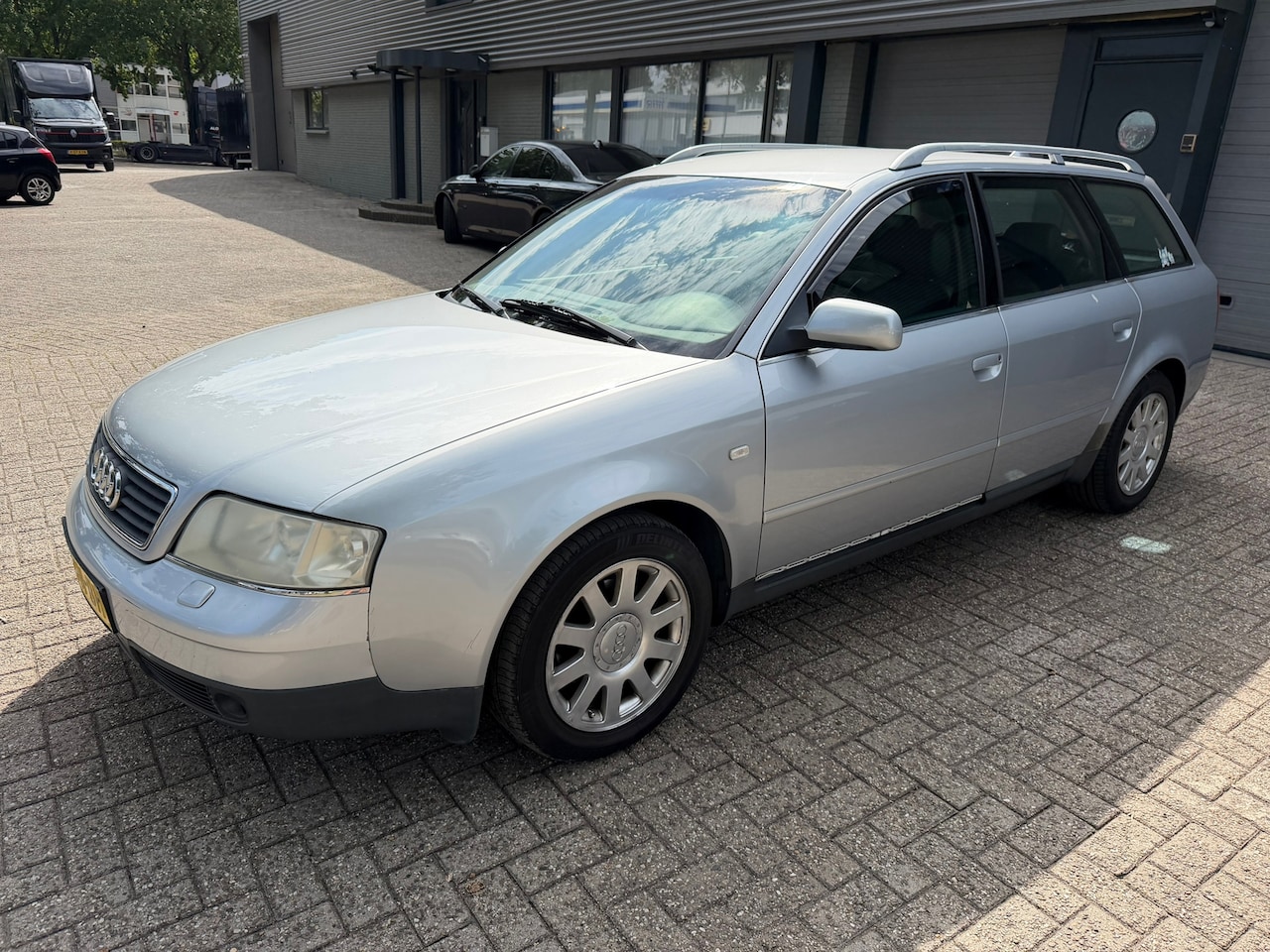 Audi A6 Avant - 2.5 V6 TDI Advance 2.5 V6 TDI Advance - AutoWereld.nl