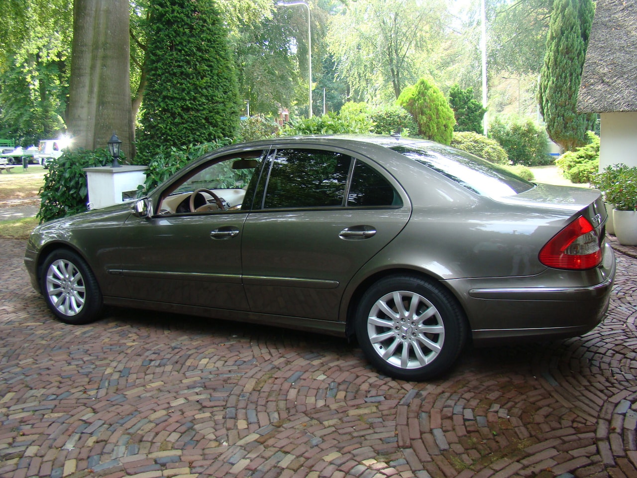 Mercedes-Benz E-klasse - 500 Elegance 4-Matic 500 Elegance 4-Matic - AutoWereld.nl