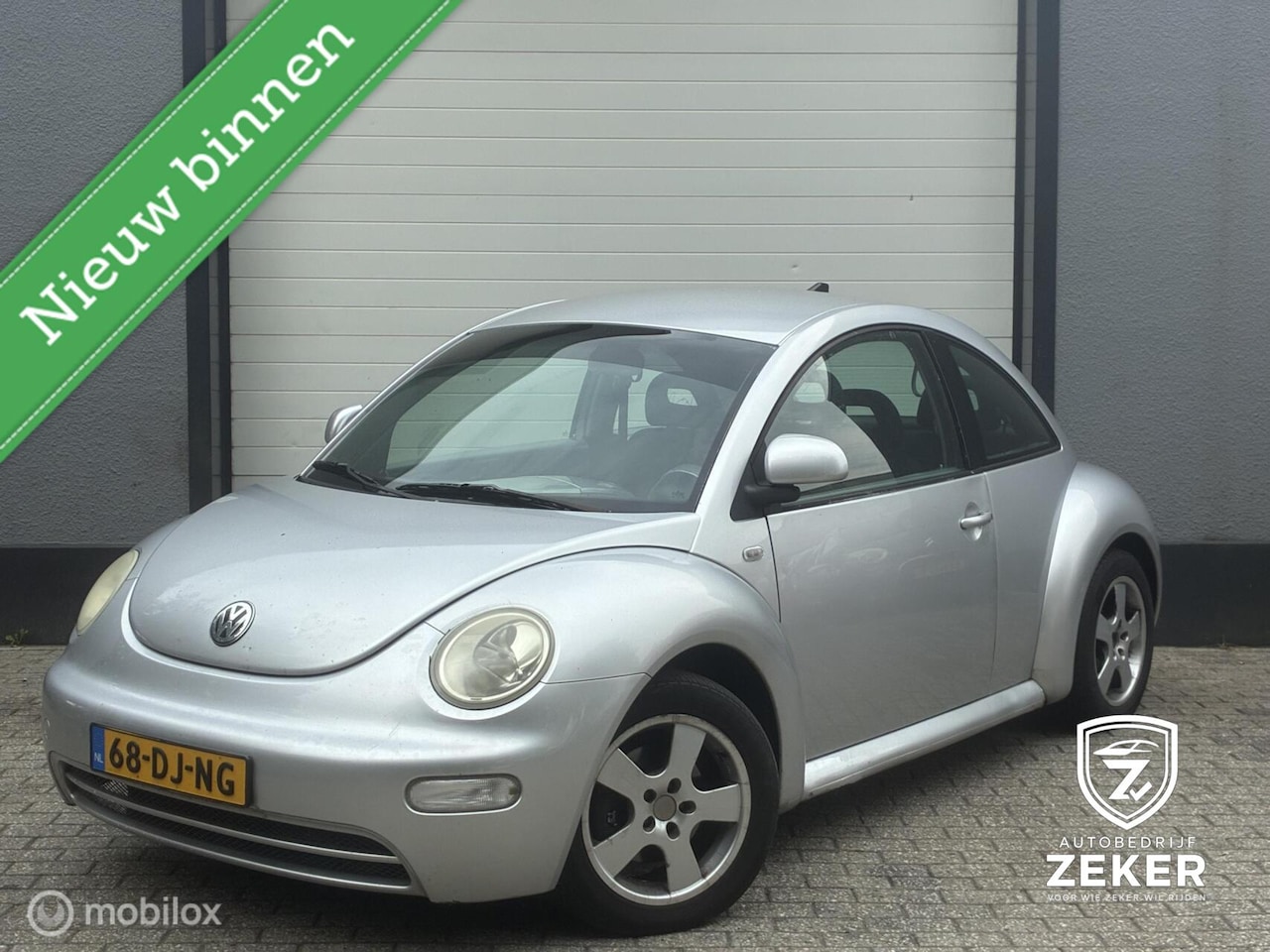 Volkswagen New Beetle - 2.0 Highline / AIRCO / INRUILKOOPJE / - AutoWereld.nl