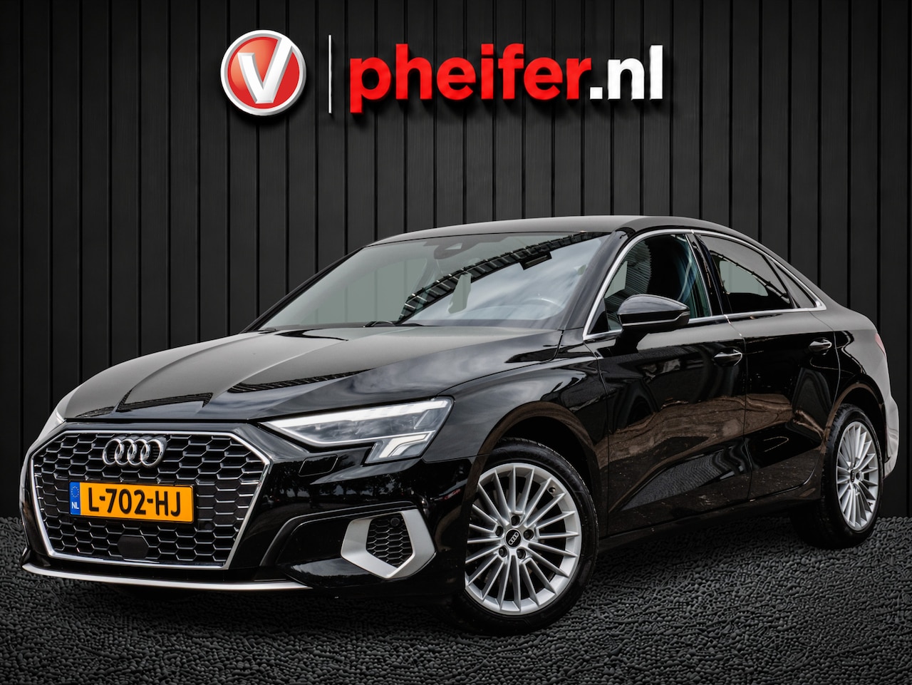 Audi A3 Limousine - 30 TFSI Aut.7 Business edition Trekhaak/ Sportstoelen/ Full map navigatie/ Carplay/ DAB+/ - AutoWereld.nl