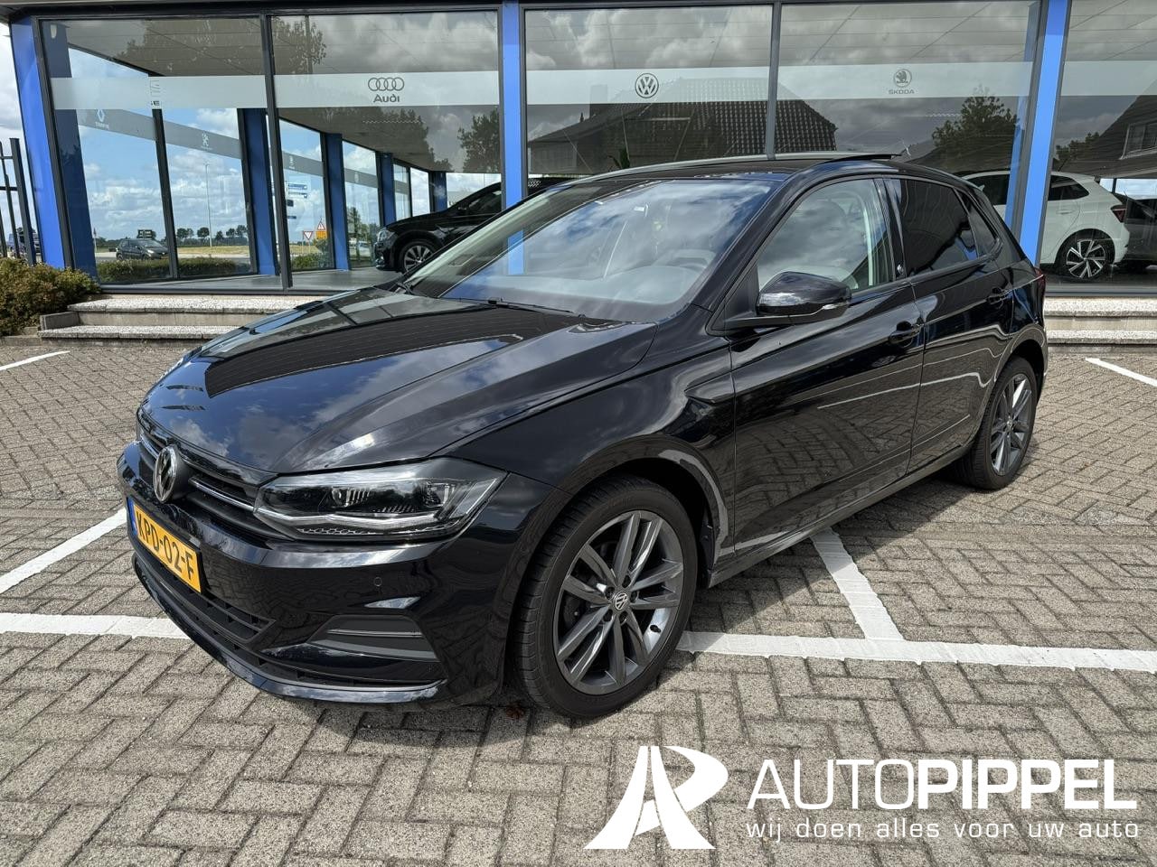Volkswagen Polo - 1.0 TSI Highline | DSG | App-conn. | Pano | Navi | ACC | Trekhaak | LMV 17" - AutoWereld.nl