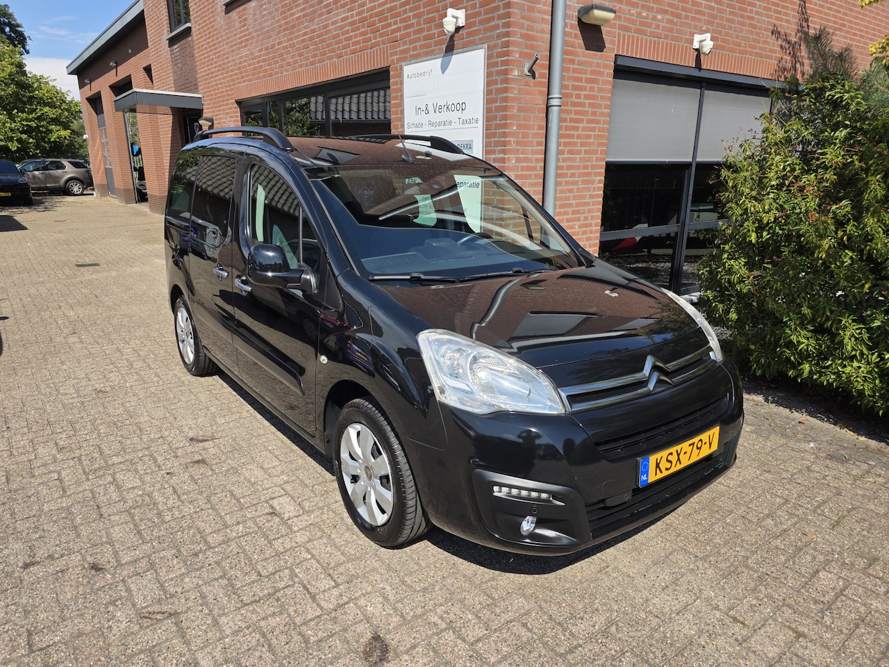 Citroën Berlingo - 1.2 PureTech XTR | Camera | Navi | Trekhaak | - AutoWereld.nl
