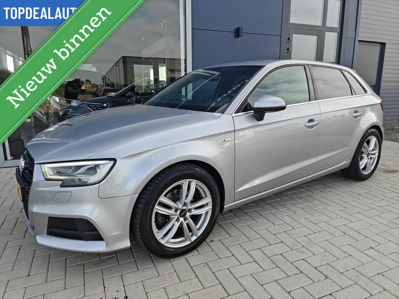 Audi A3 Sportback - 1.0 TFSI Sport NL auto - AutoWereld.nl