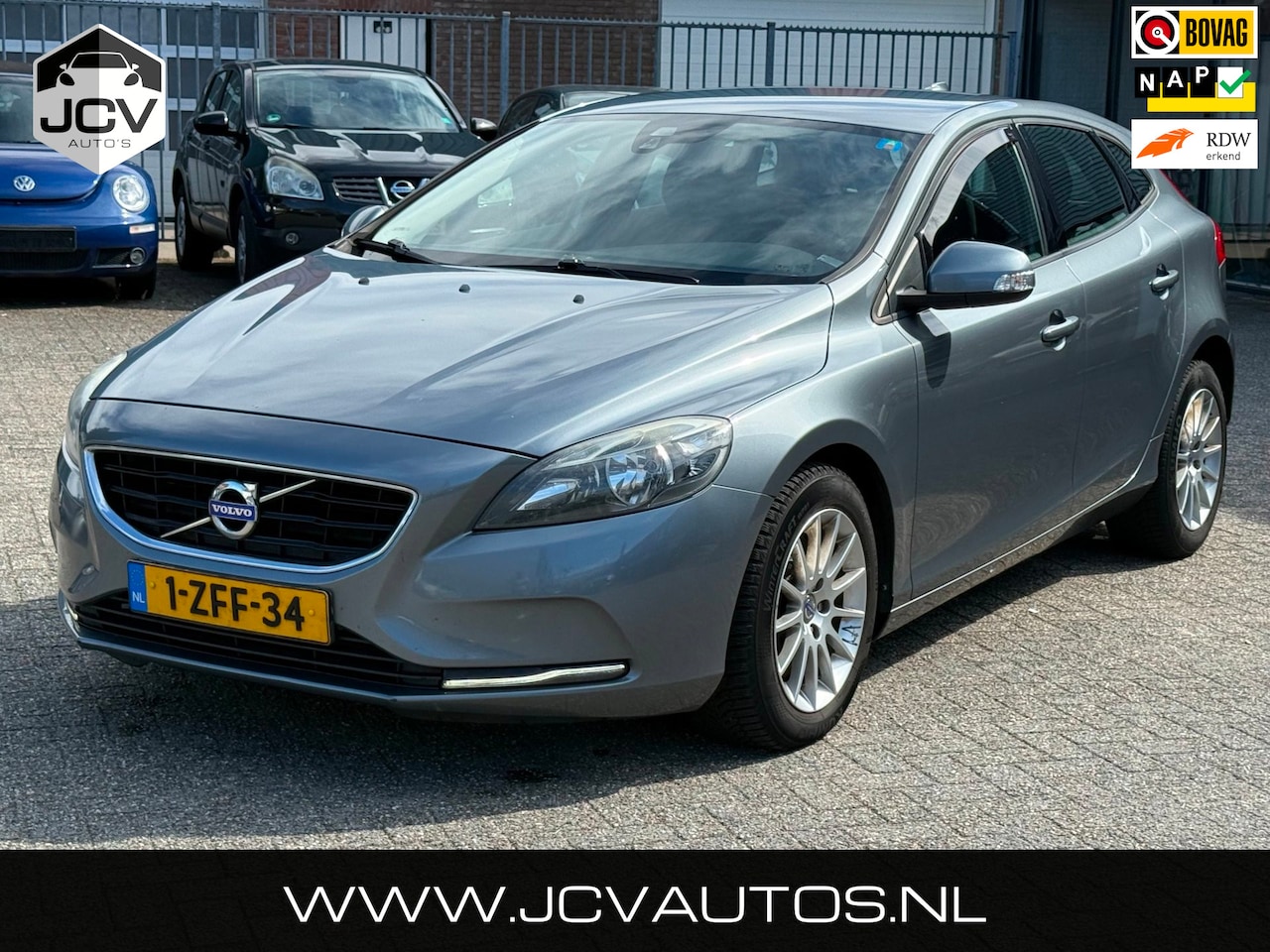 Volvo V40 - 2.0 D4 Kinetic Business INRUILKOOPJE!! - AutoWereld.nl