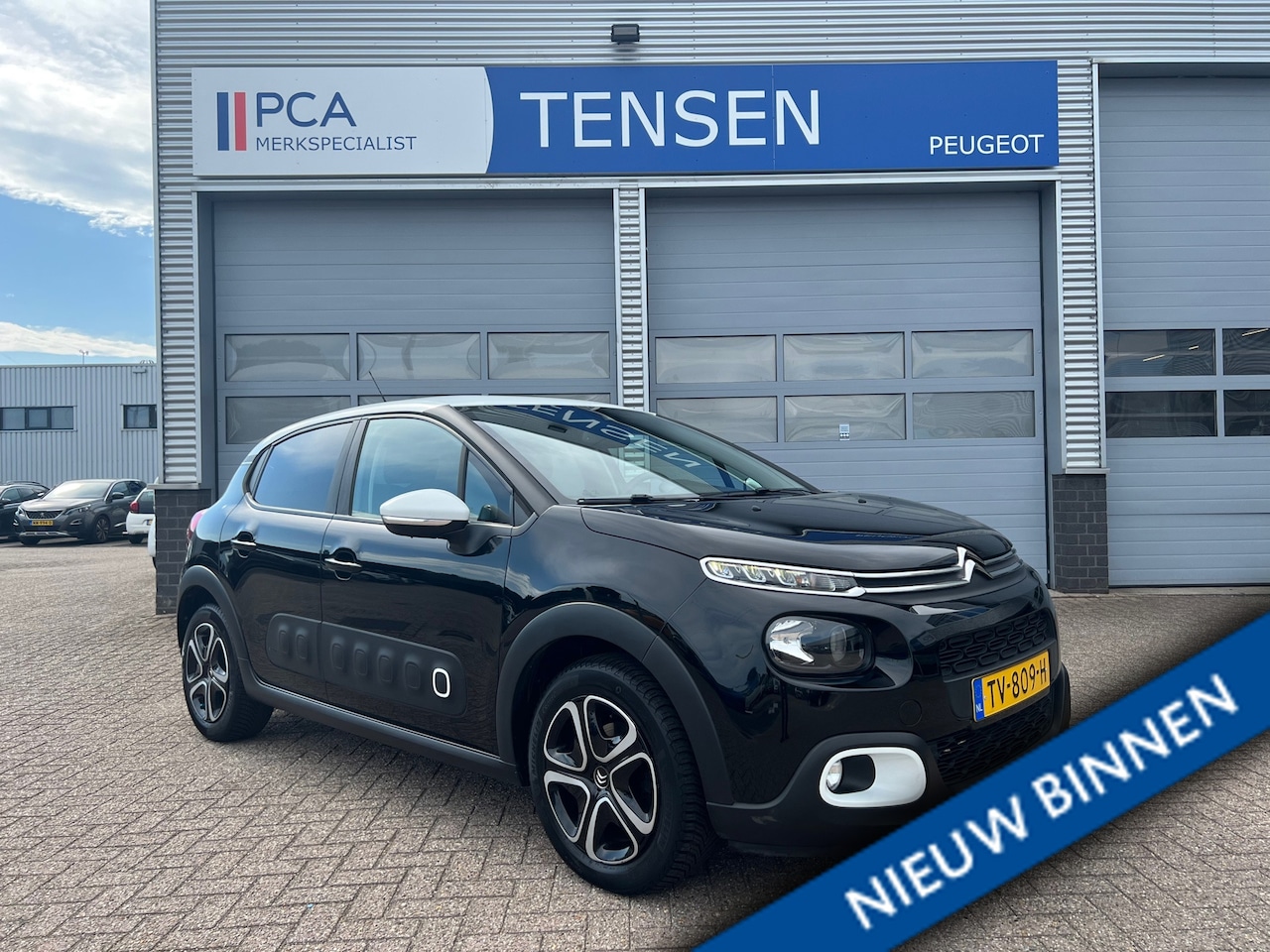 Citroën C3 - 1.2 PureTech Feel Edition | Navigatie | Parkeersensoren achter | - AutoWereld.nl