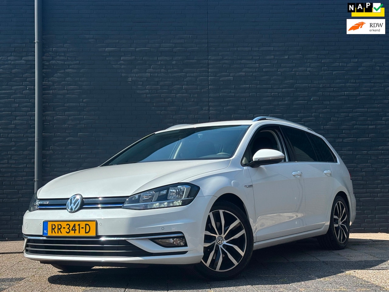 Volkswagen Golf Variant - 1.5 TSI Highline | 1e Eigenaar | Virtual| Stoelverwarming | Carplay - AutoWereld.nl