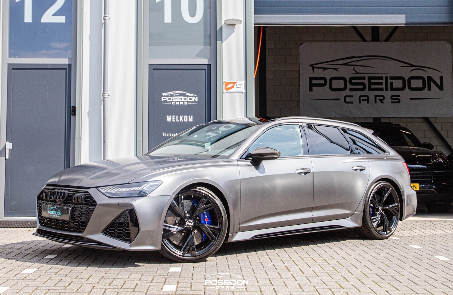 Audi RS6 - Avant 4.0 TFSI Quattro MATT | KERAMISCH | PANO | CARBON | B&O HIGH END | DYNAMIC PLUS | PP - AutoWereld.nl