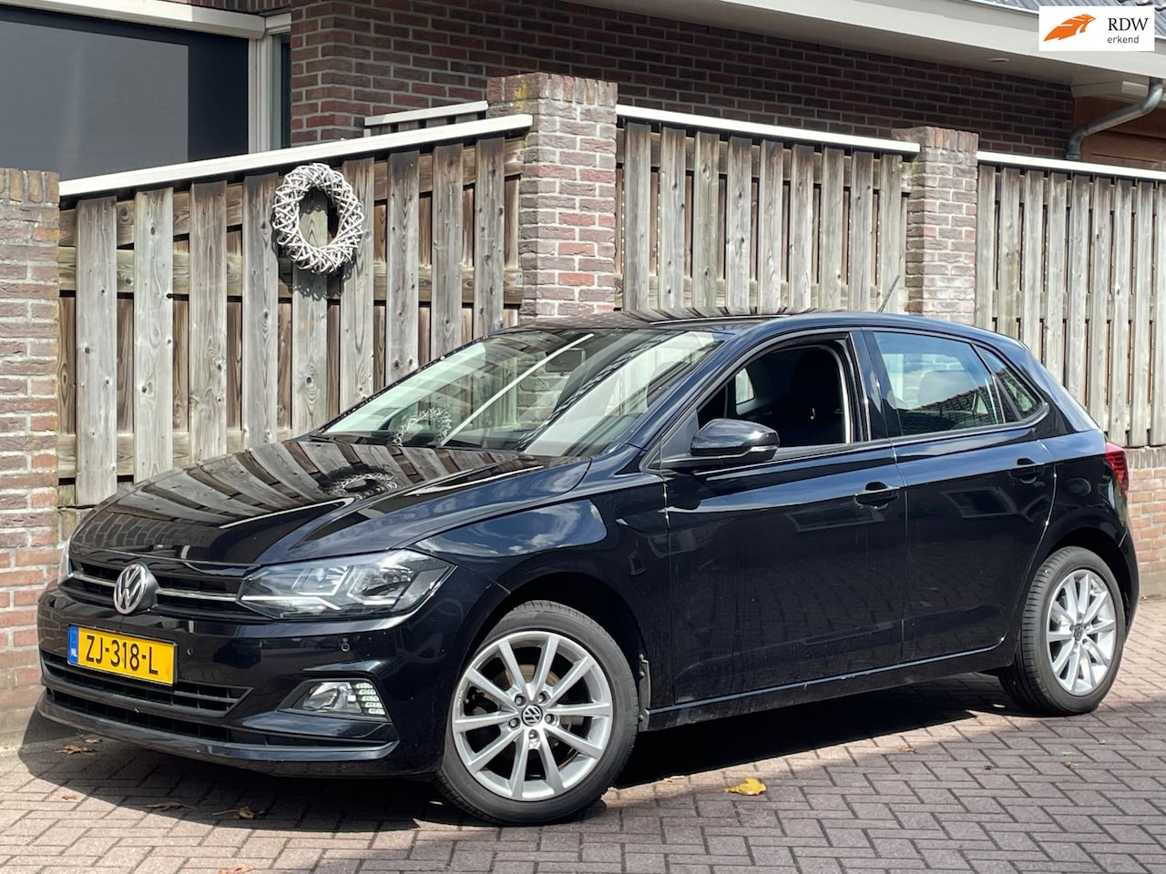 Volkswagen Polo - 1.0 TSI Comfortline AIRCO, 16''LM, Apple Carplay, 5-deurs! - AutoWereld.nl