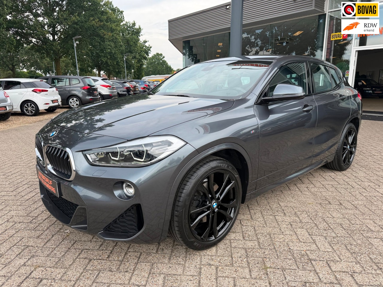 BMW X2 - SDrive18i High Exe, Automaat, M pakket, Navi, clima, etc - AutoWereld.nl