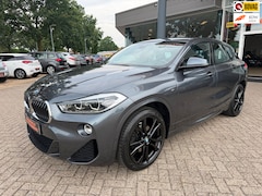 BMW X2 - SDrive18i High Exe, Automaat, M pakket, Navi, clima, etc