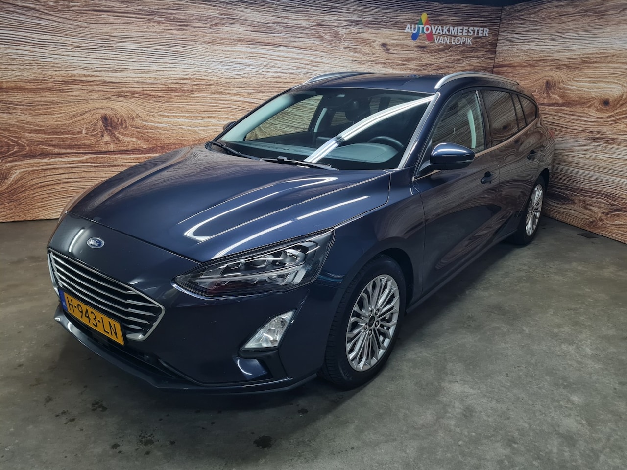 Ford Focus Wagon - 1.0125pk Titanium Business Winterpack All-in prijs + 12 mnd garantie. - AutoWereld.nl