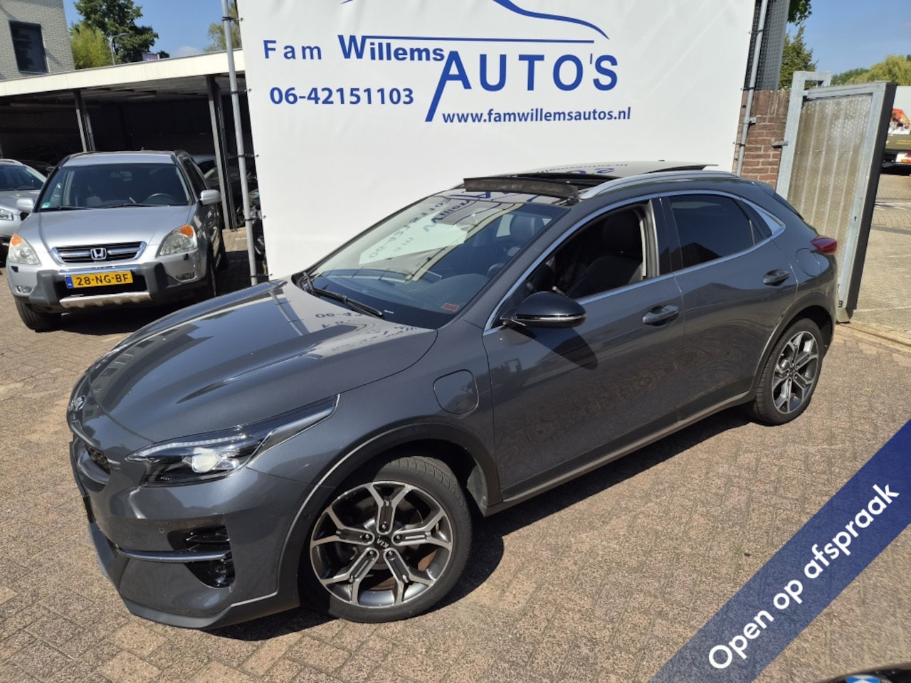 Kia XCeed - 1.6 GDi PHEV Ex.Line Panoramadak Leder - AutoWereld.nl