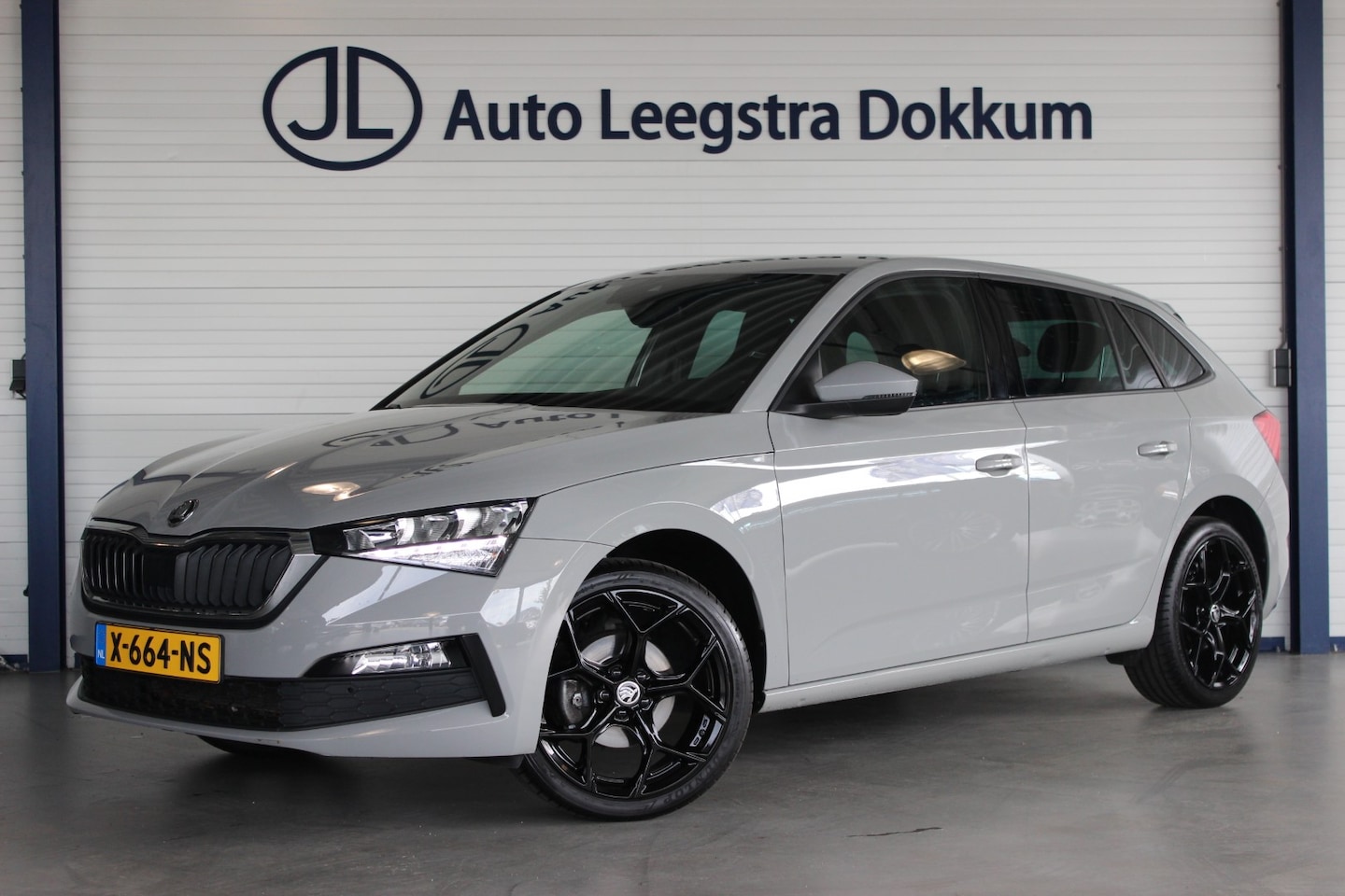 Skoda Scala - 1.0 TSI Sport Business Steel Grey | Carplay | Sportstoelen | Carplay | Clima | LED | Bluet - AutoWereld.nl