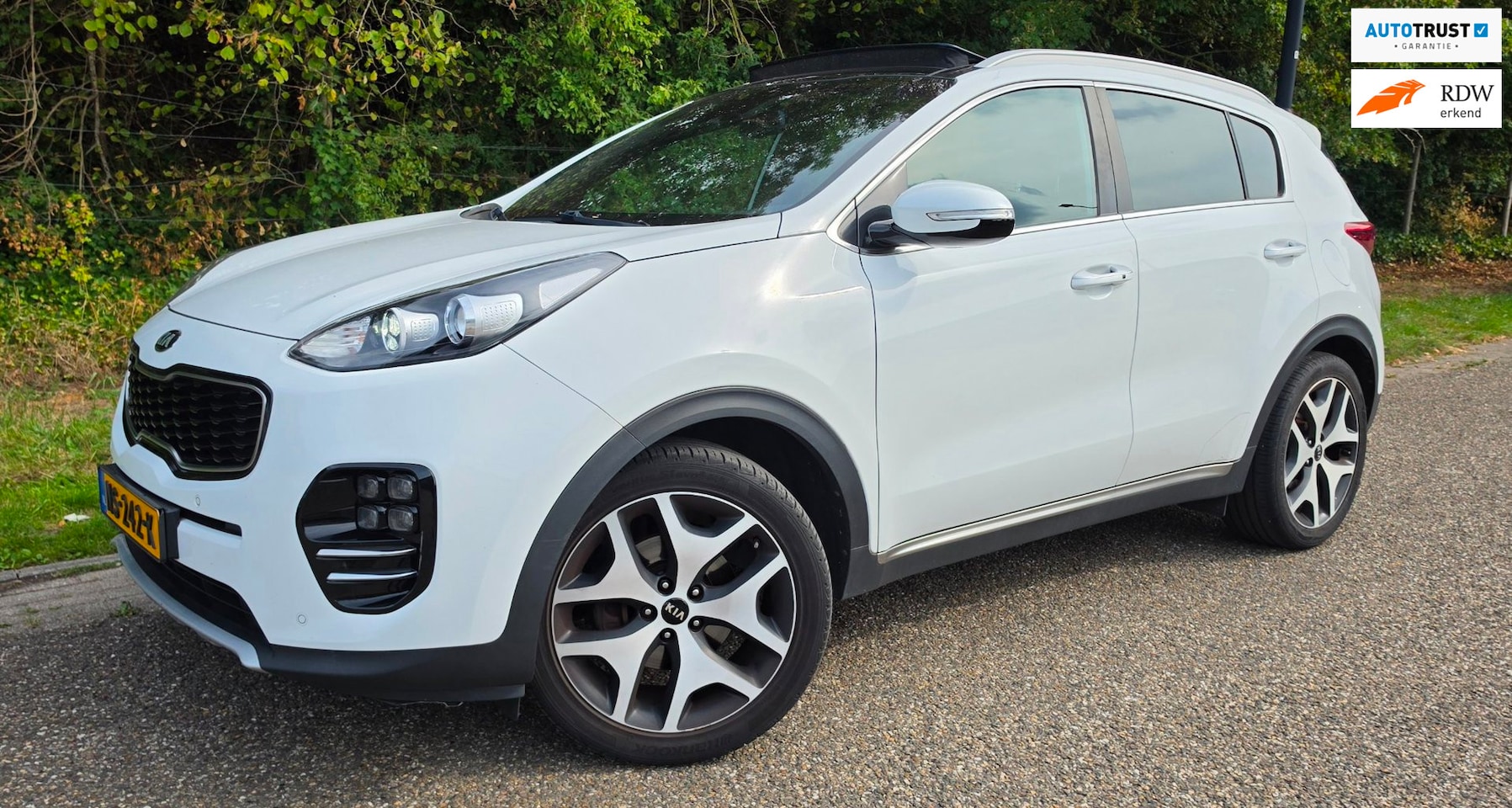 Kia Sportage - 1.6 T-GDI GT-Line Panorama Carplay Trekhaak NAP VOL! - AutoWereld.nl