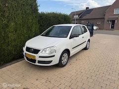 Volkswagen Polo - 1.2 Easyline IN EEN NETTE STAAT