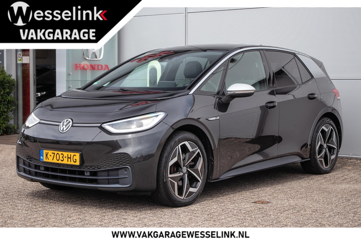 Volkswagen ID.3 - First Plus 58 kWh | Fase 3 | Camera | 19" LMV |SOH 84% | - AutoWereld.nl