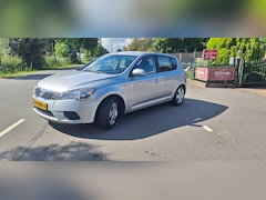 Kia Cee'd - 1.4 CVVT X-tra