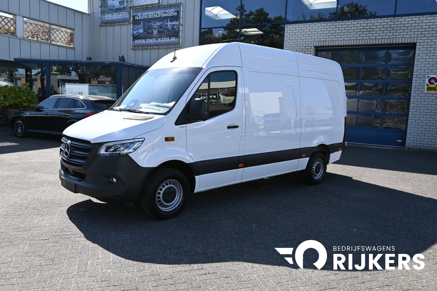 Mercedes-Benz Sprinter - 317 CDI L2H2 Pro HD LED, Geveerde stoel, Winterpakket, Etc. - AutoWereld.nl