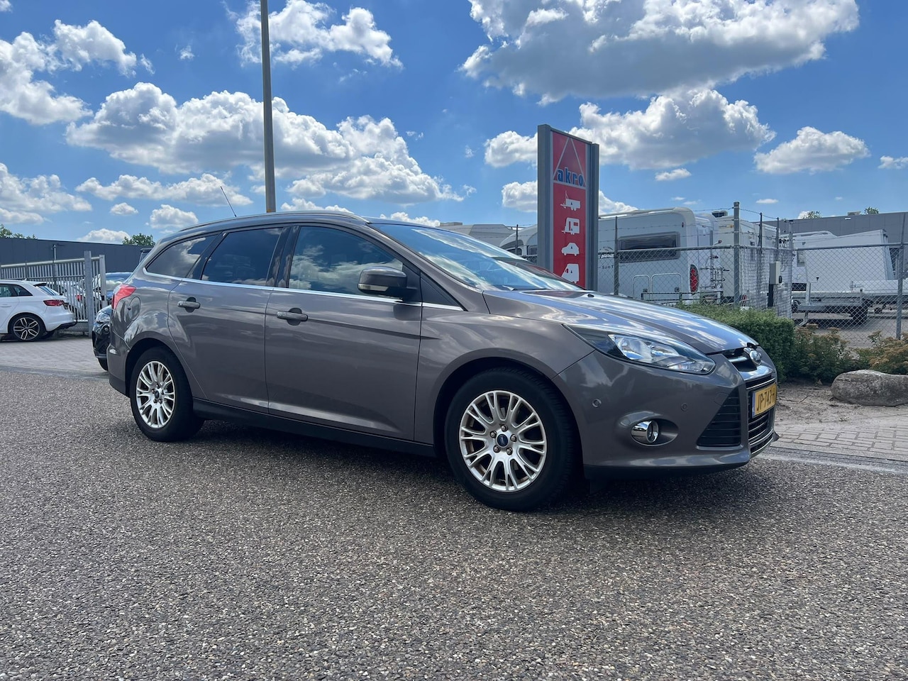 Ford Focus Wagon - 1.6 TI-VCT Trend Sport | Airco | Cruise Control | Elek. Ramen Voor & Achter | Trekhaak - AutoWereld.nl