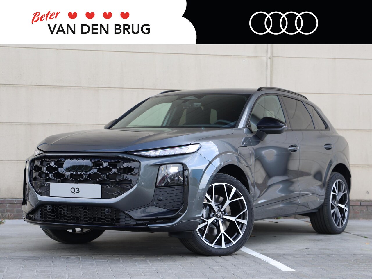 Audi Q3 - S edition e-hybrid 272 PK SUV | Trekhaak | Tech plus pakket | Privacy glas | 20" Lichtmeta - AutoWereld.nl