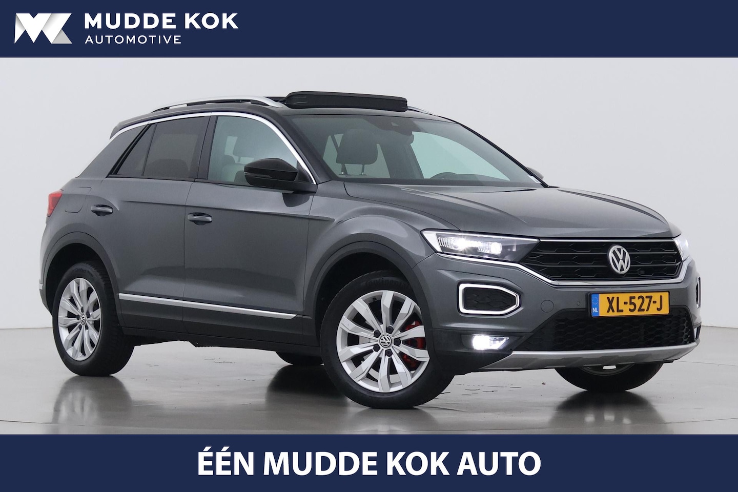 Volkswagen T-Roc - 1.5 TSI Sport | Trekhaak | Panoramadak | 17 inch - AutoWereld.nl
