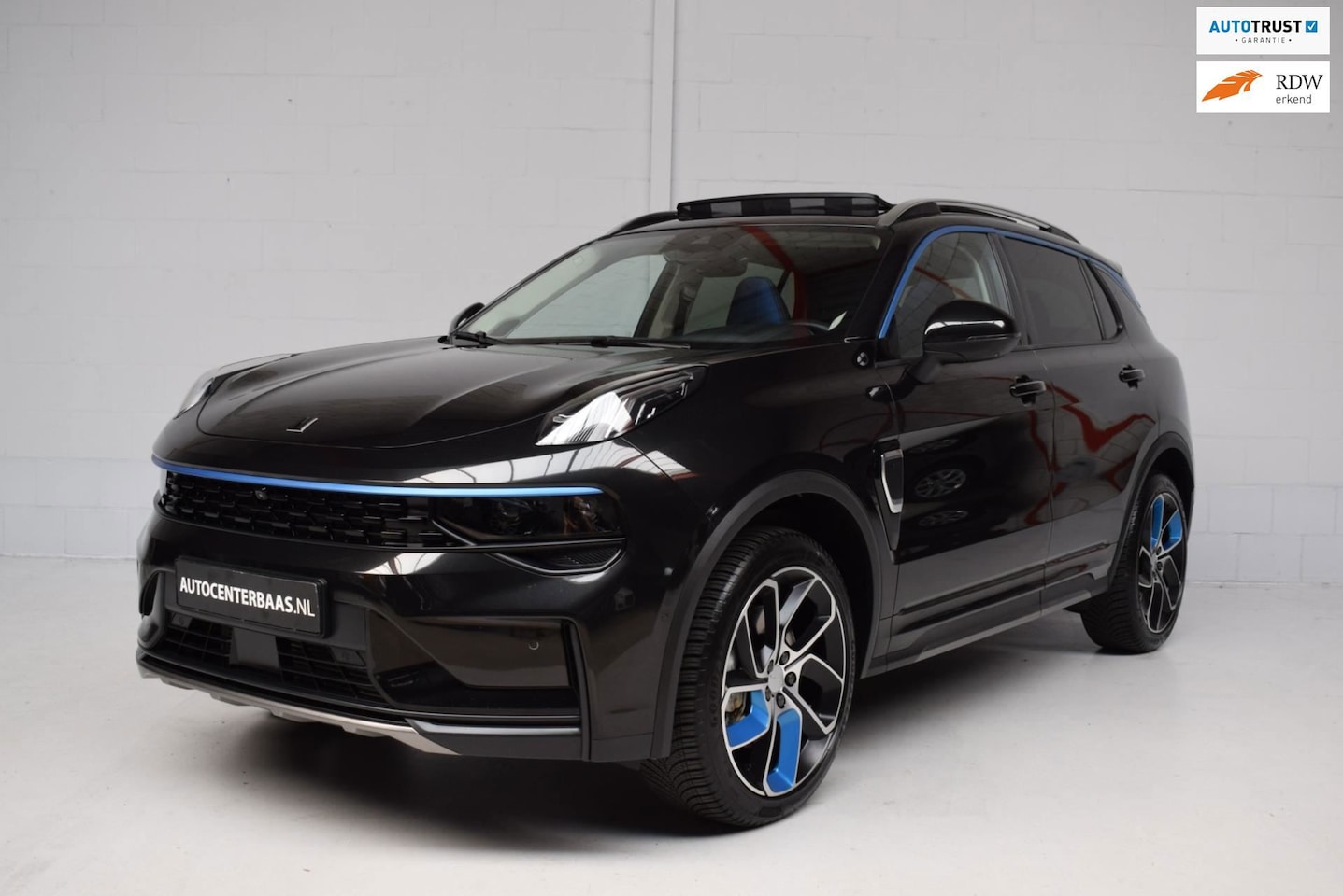 Lynk & Co 01 - 1.5 PHEV VIRTUAL / 360 CAMERA / INFINITY GELUID / PANORAMADAK / ADAPT.CRUISE / 20INCH / LE - AutoWereld.nl