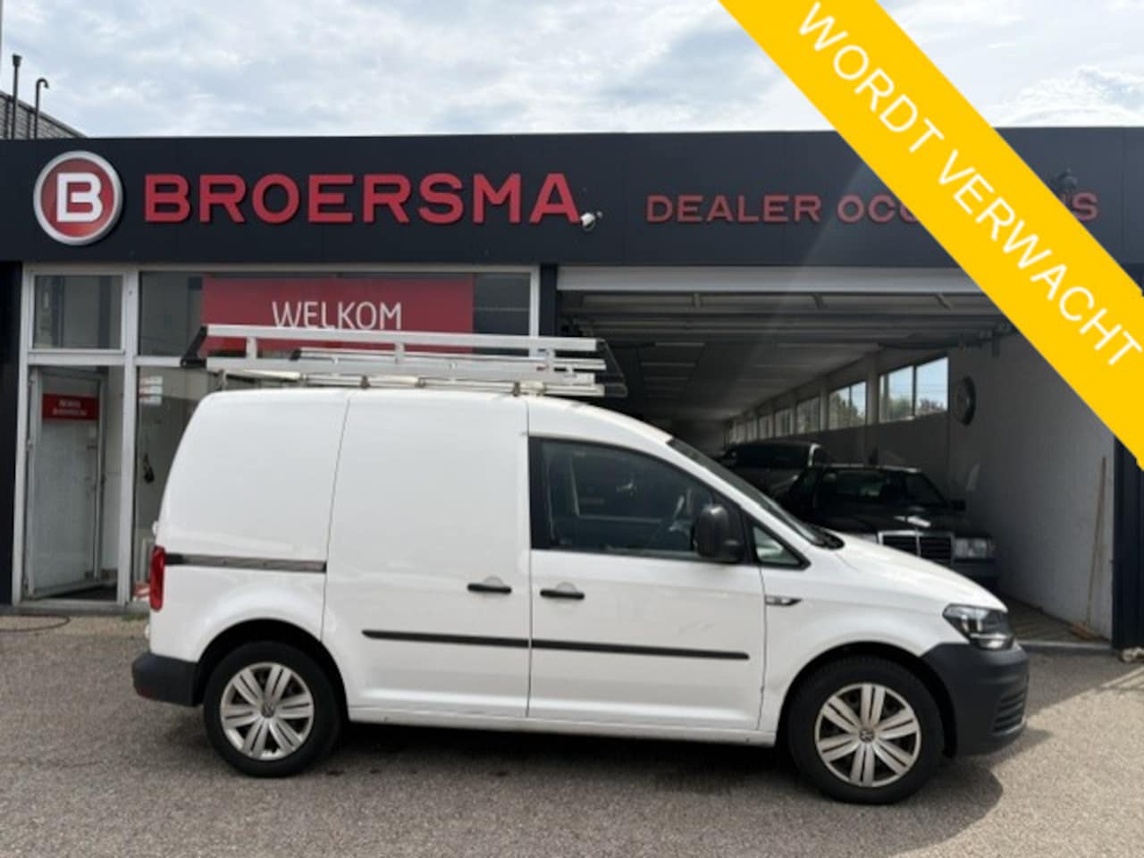 Volkswagen Caddy - 2.0 TDI L1H1 BMT Trendline 1 EIGENAAR * 487.000 KM * NW APK * - AutoWereld.nl