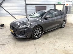 Ford Focus Wagon - 1.0 EcoBoost Hybrid ST Line X 1ste eigenaar LED