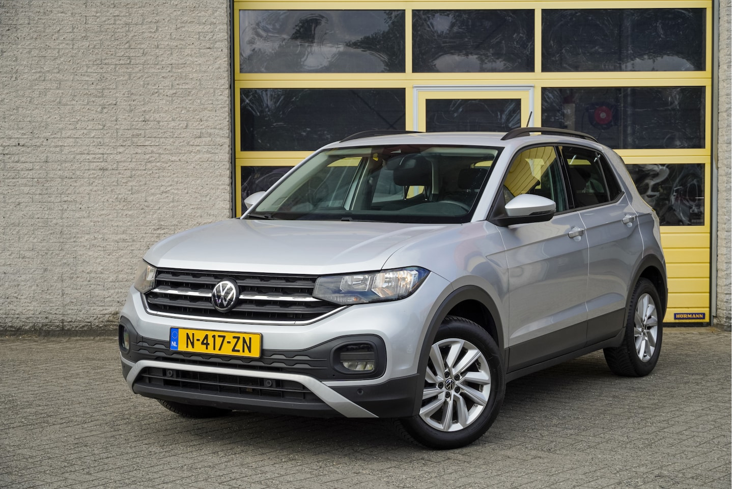 Volkswagen T-Cross - 1.0 TSI Automaat! Life BJ2021 Lmv 16" | Led | Pdc | Achteruitrijcamera | App-Connect | Nav - AutoWereld.nl