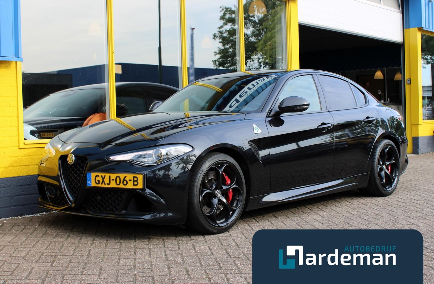 Alfa Romeo Giulia - 2.9 V6 Quadrifoglio H/K Driver assist. - AutoWereld.nl