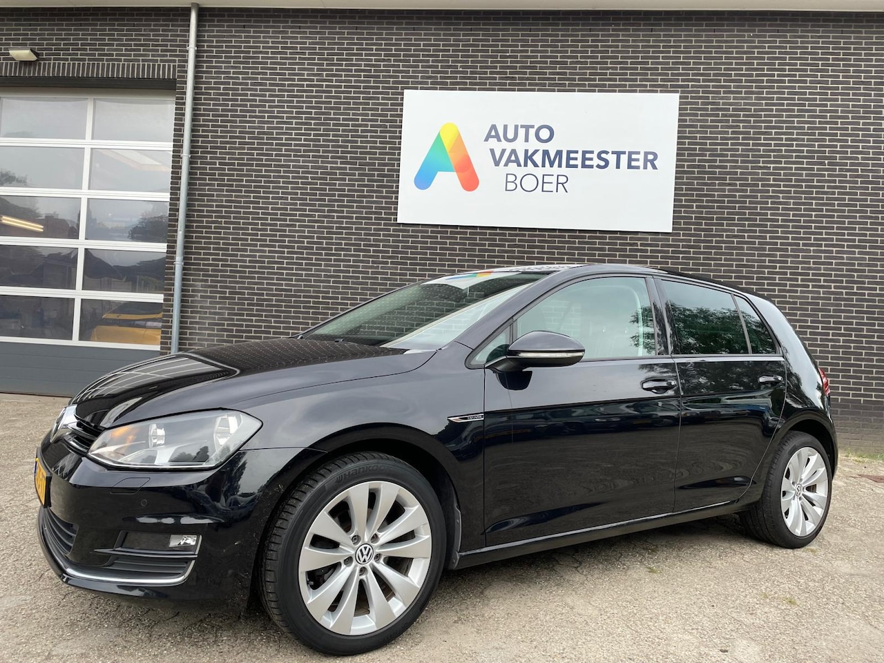 Volkswagen Golf - 1.2 TSI 81KW 5-Deurs Lounge Edition - AutoWereld.nl
