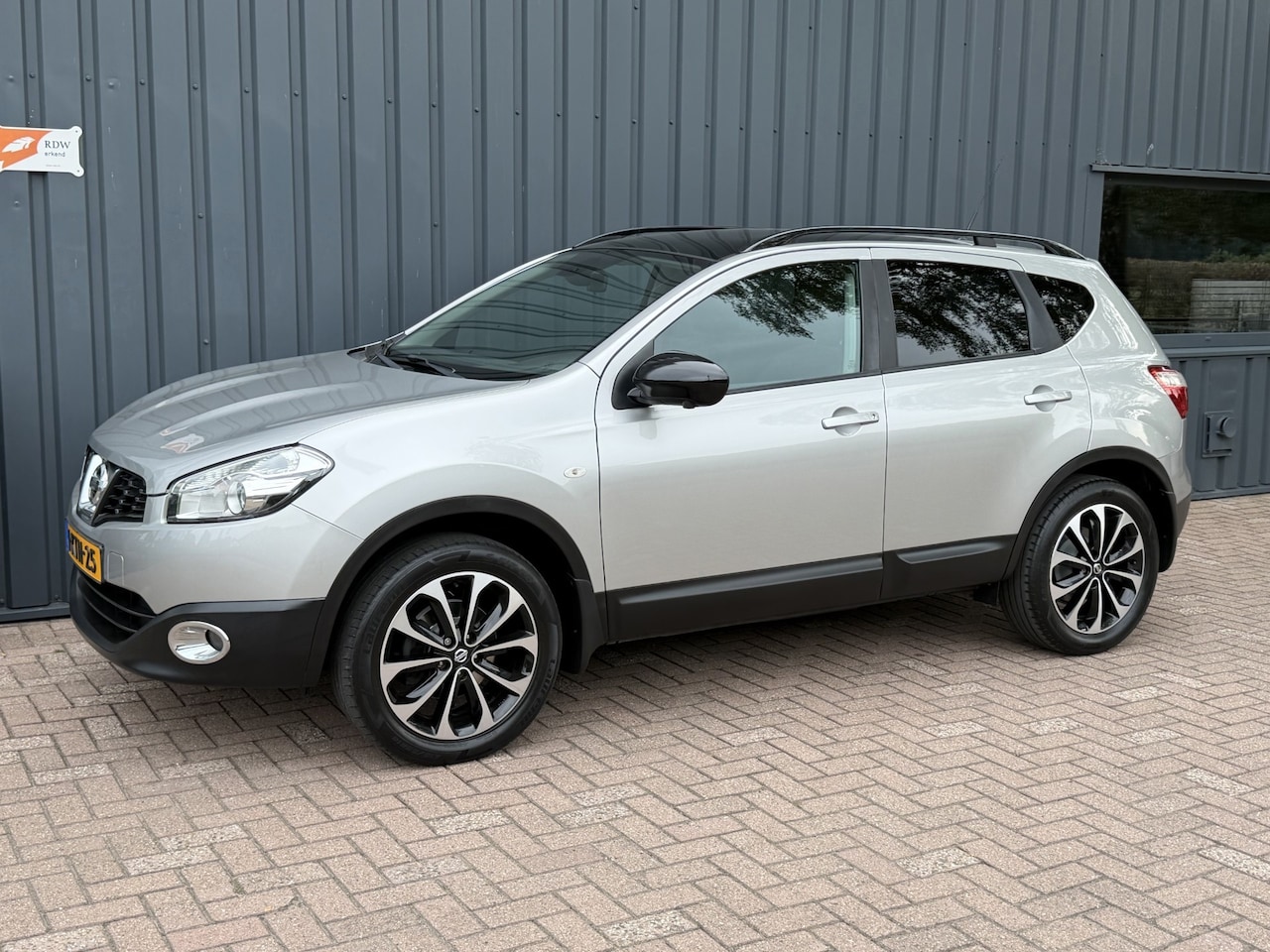 Nissan Qashqai - 1.6 360 CAMERA!/NAP!/NL.AUTO!/ONDERHOUDEN!/ - AutoWereld.nl