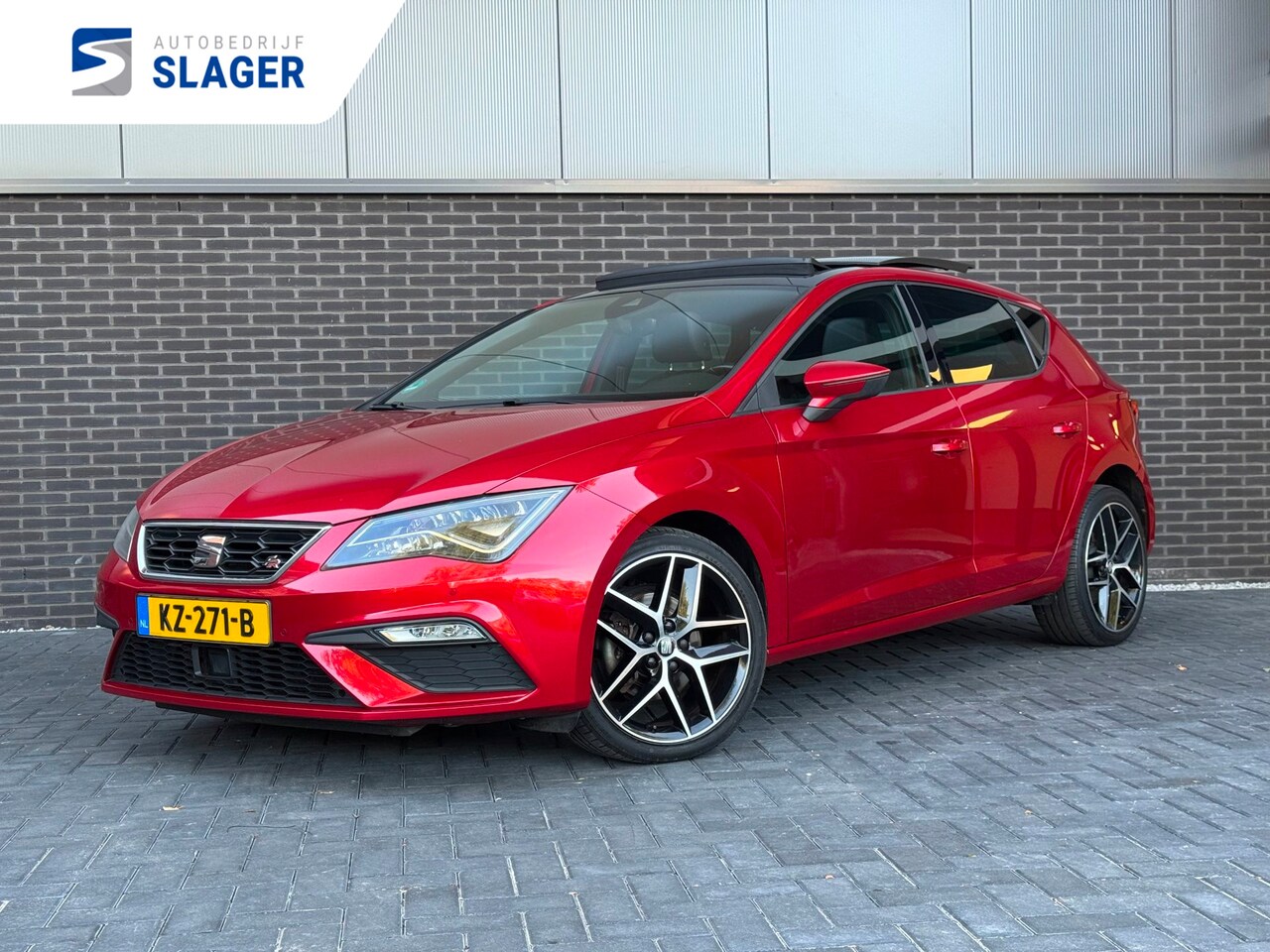 SEAT Leon - 1.4 EcoTSI FR - Pano | full-LED | ACC | Lane assist | Camera | Trekhaak afneembaar - AutoWereld.nl