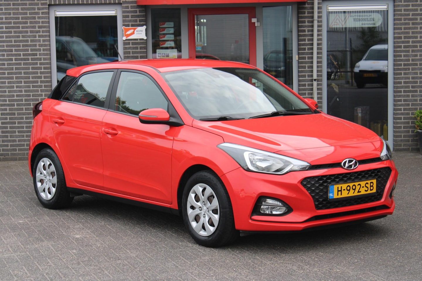 Hyundai i20 - 1.0 T-GDI i-Motion Trekhaak/Cruise NL Auto!! - AutoWereld.nl