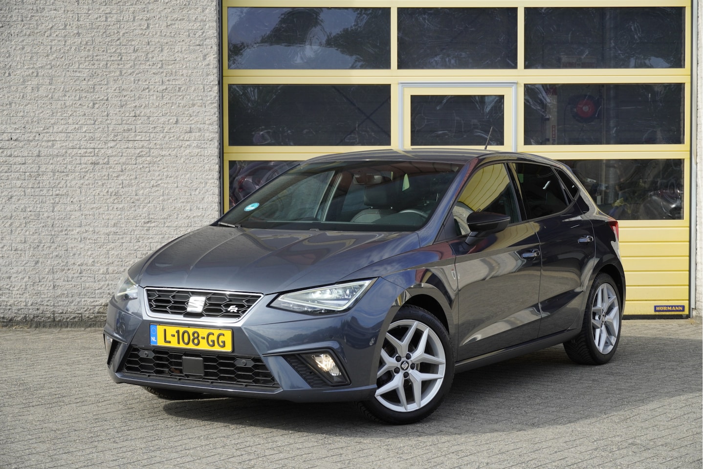 SEAT Ibiza - 1.0 TSI 5drs FR Business Intense Plus BJ2021 Lmv 17" | Led V+A | Pdc | Achteruitrijcamera - AutoWereld.nl