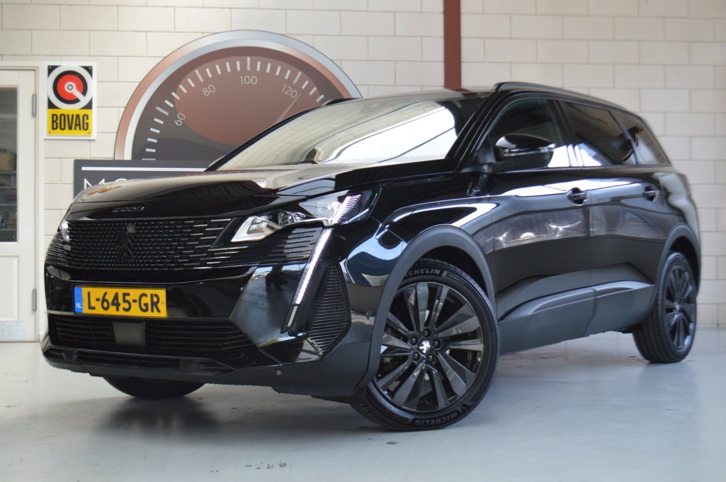 Peugeot 5008 - 181PK GT-BLACKLINE, 7-zits, NL-AUTO, TREKHAAK, PANO. BOMVOL! GARANTIE - AutoWereld.nl