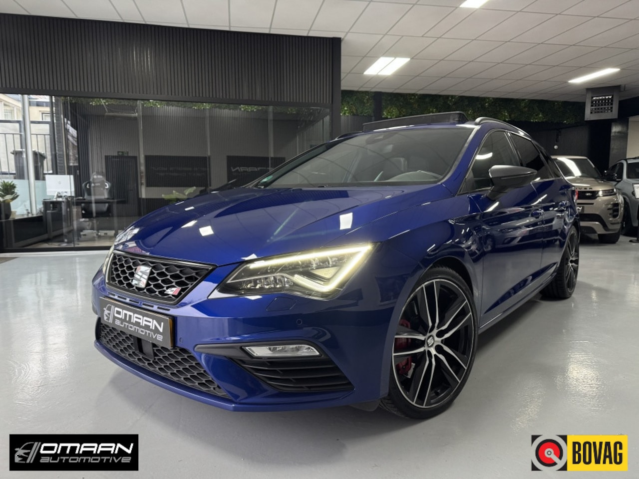 SEAT Leon ST - Cupra 300 4Drive Pano Virtual Acc Sfeer - AutoWereld.nl