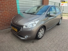 Peugeot 208 - 1.2 VTi Access 5-Drs Clima Navi Bj:2013 NAP