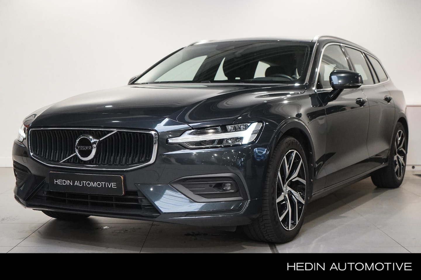 Volvo V60 - 2.0 T5 Momentum 2.0 T5 Momentum - AutoWereld.nl