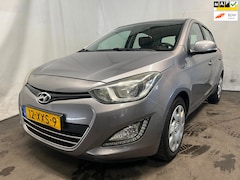 Hyundai i20 - 1.2i i-Motion SCHADEAUTO
