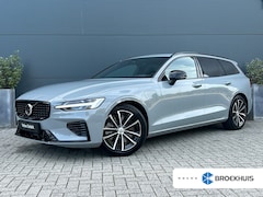 Volvo V60 - 2.0 T8 Plug-in hybrid AWD Plus Dark | Panoramadak | Trekhaak | HUD | Harman/Kardon |