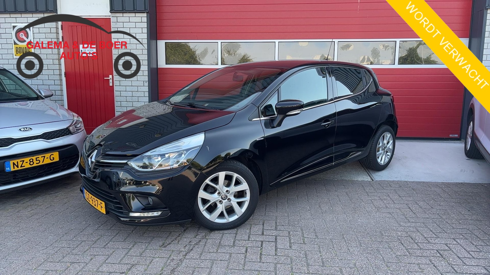 Renault Clio - 0.9 TCe Limited TREKHAAK / NAVI / KEYLESS / AIRCO / PDC / BLUETOOTH / CRUISE / DAB+ / NL-A - AutoWereld.nl